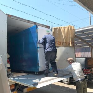 ①４tトラックから降ろす